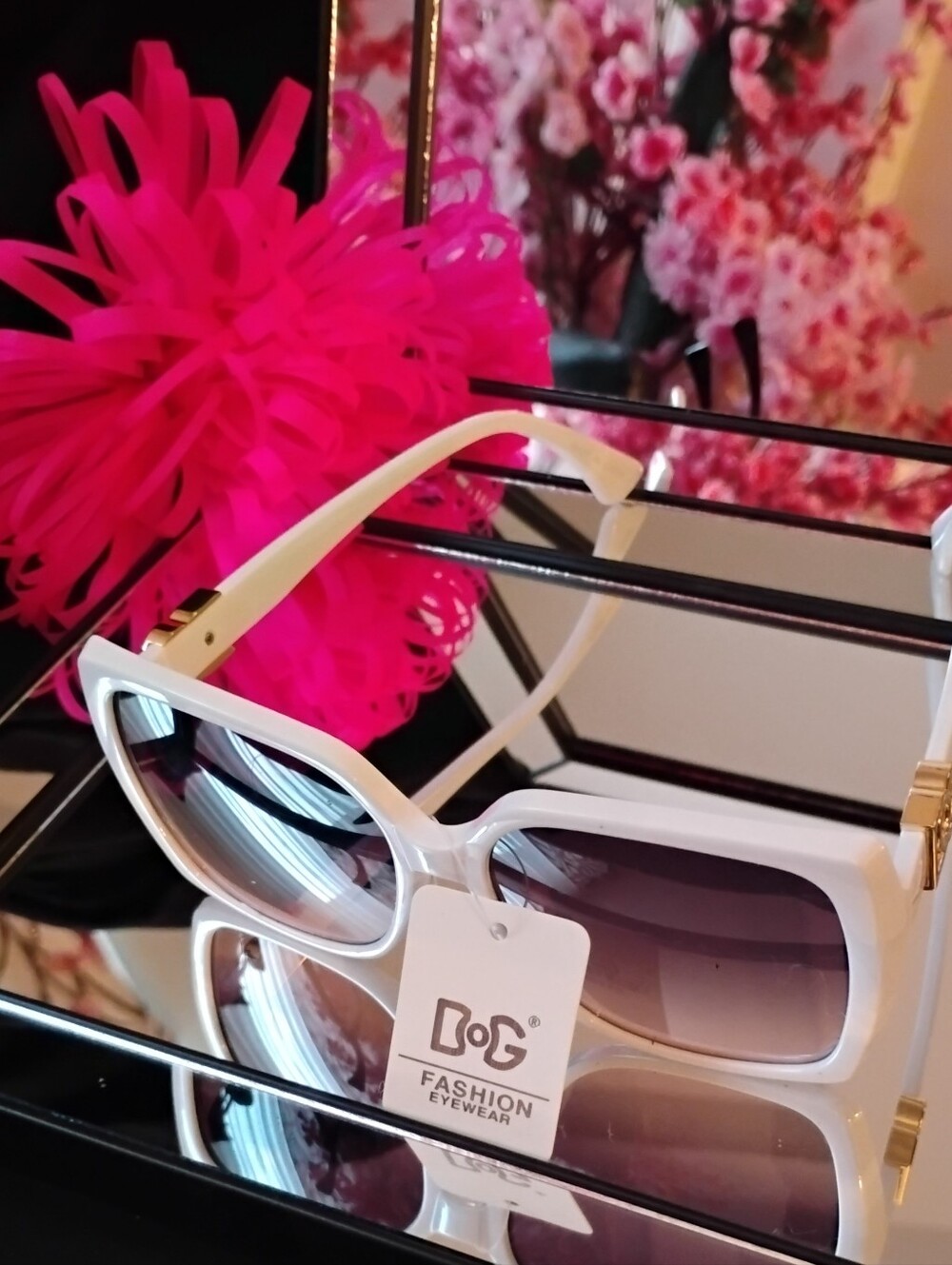 White D&G Sunglasses with Gold Accent - Women Accessories🆕✨